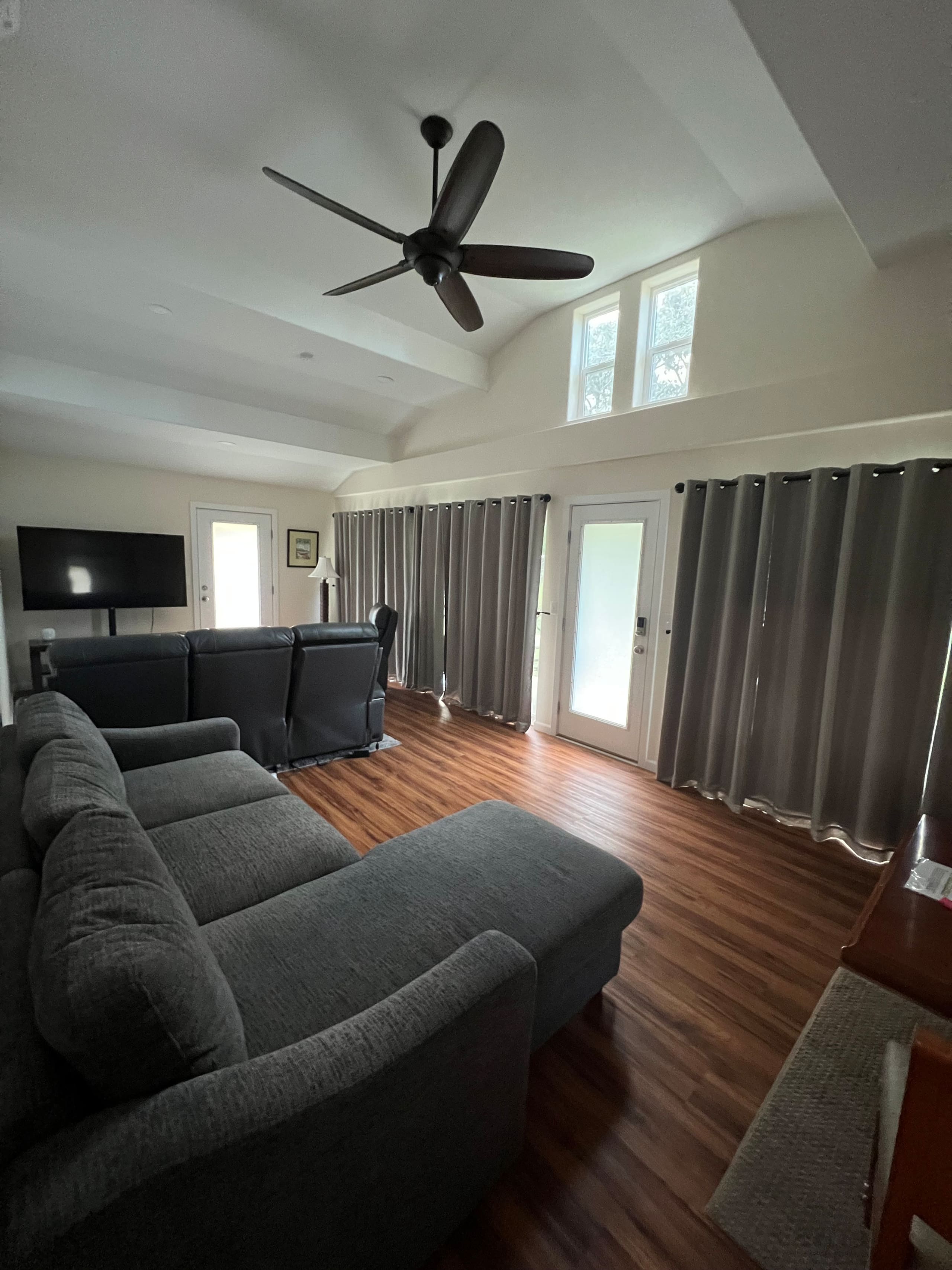 Home in Kaneohe · ★5.0 · 2 bedrooms · 3 beds · 1 private bath - Image 2