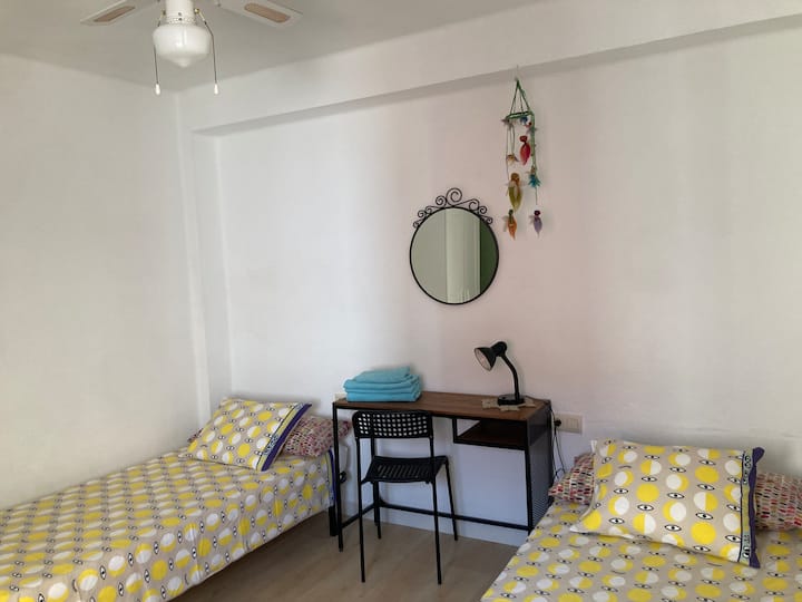 غرفة النوم 2