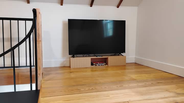 Walnut Street Loft - Yellow Springs, OH