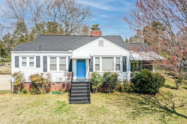 Cozy 2br Retreat Near Downtown Greenville - Easley