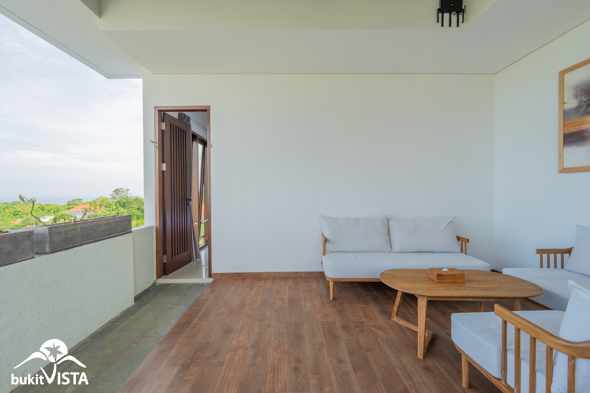 Villa in South Kuta · ★4.31 · 2 bedrooms · 2 beds · 2 private baths, Airbnb comparable