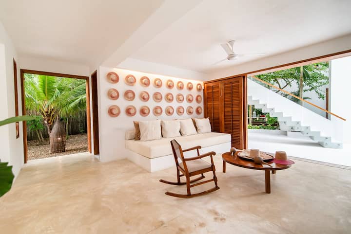 Villa Pierino - Luxury Waterfront Retreat - Islas del Rosario