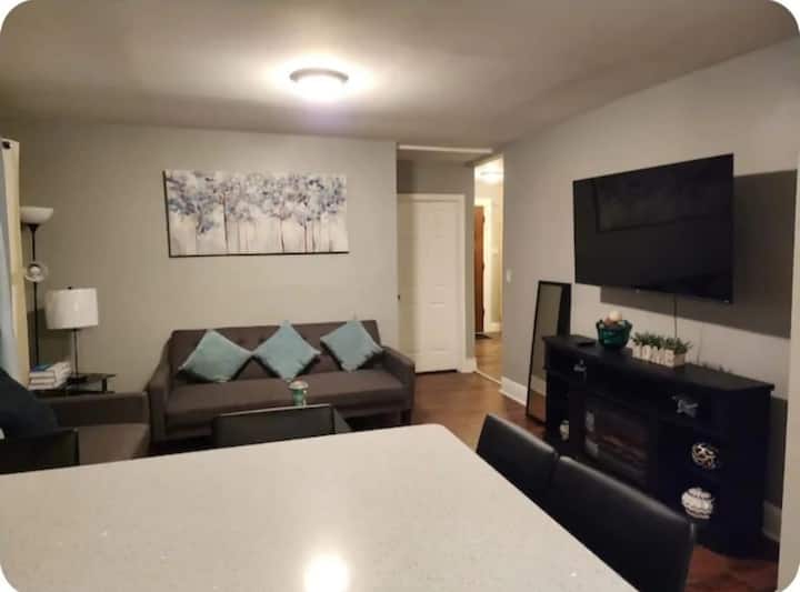 Pleasant Millenial Home Unit 1 - Fairfield, CT