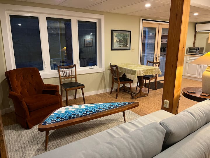 On-the-river Retreat - Greenfield, MA