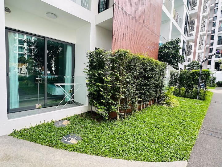 Pool And Garden View Nice Studio Room 便捷舒适的底层公寓 - Chiang Mai