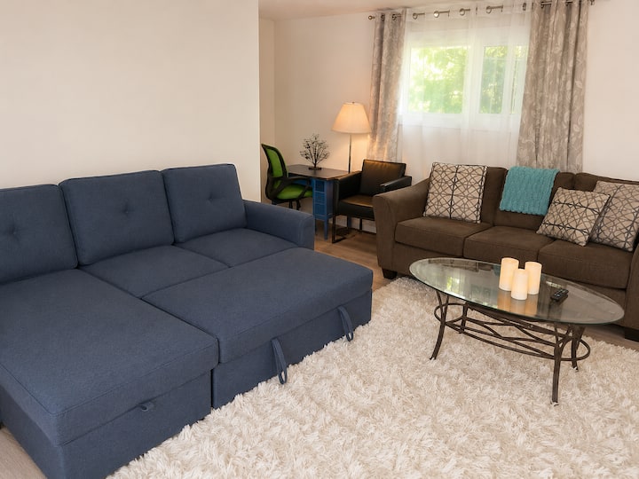 Pet-friendly Ocean View | Colwood Lagoon - Langford