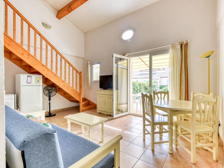 Charmante Villa Avec Jardin Pour 6 Pers - Lézignan-Corbières