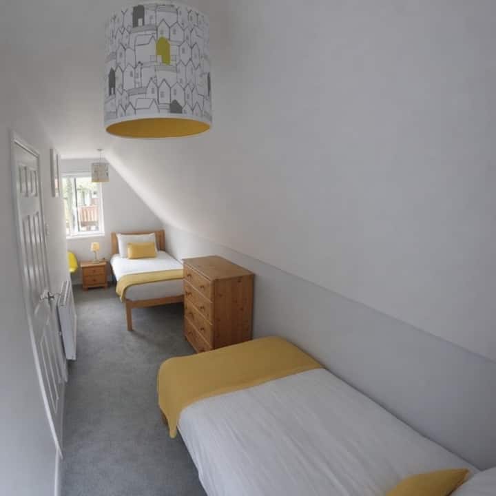 غرفة النوم 2