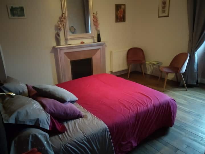 Chambre Romantique Lit Double Et Salle D'eau/wc - Bort-les-Orgues