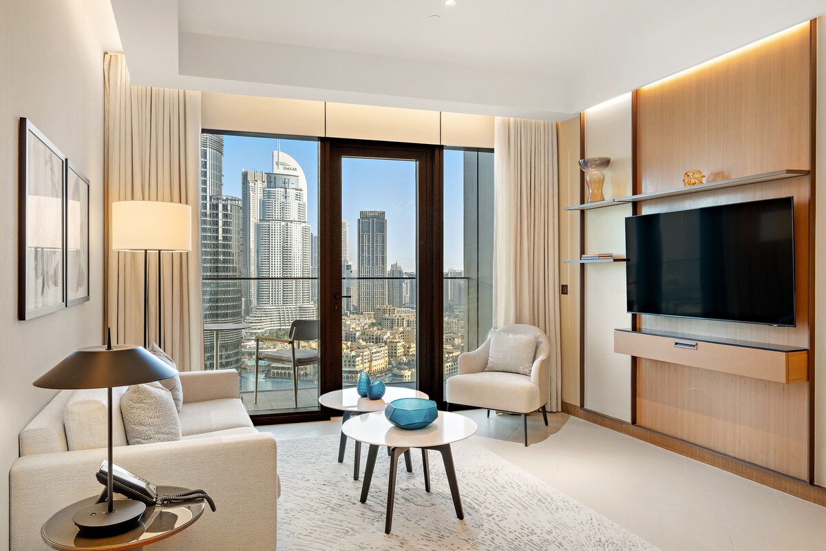2 Bedroom Furnished Apartment with Burj Khalifa & Fountain View | Burj Vista 2
