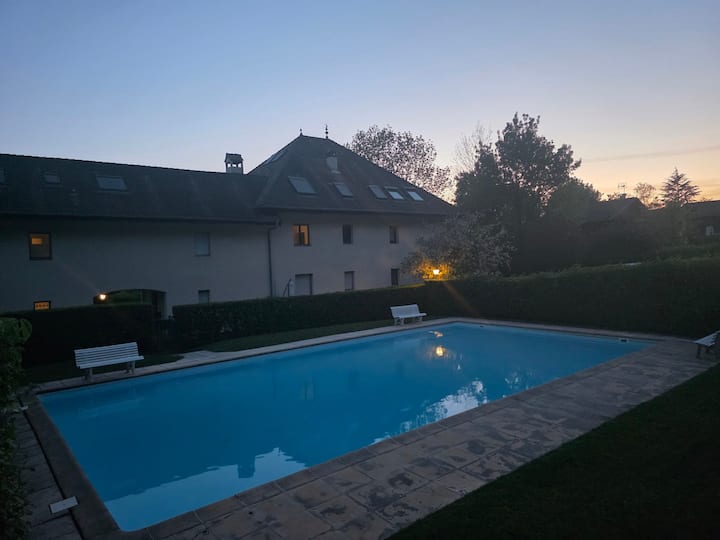 Appartement Menthon-saint-bernard, 4 Pièces, 6 Per - Annecy