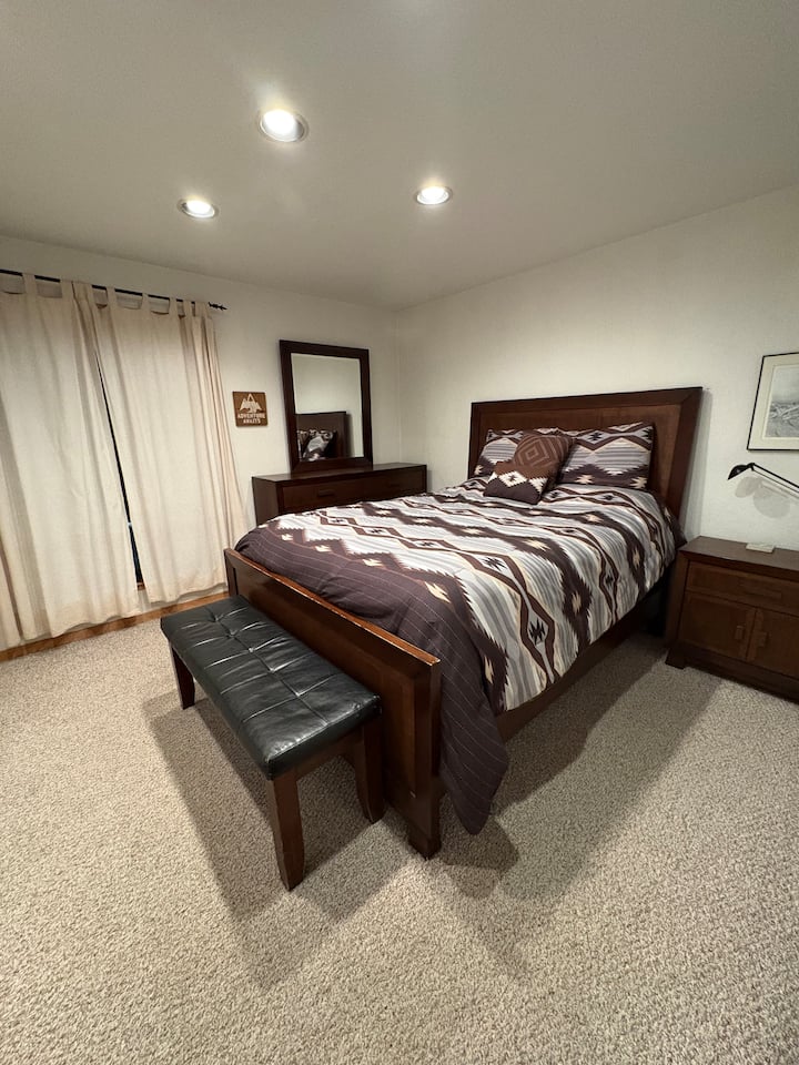  Sterns & Foster Lux Estate Soft mattress. Brand new