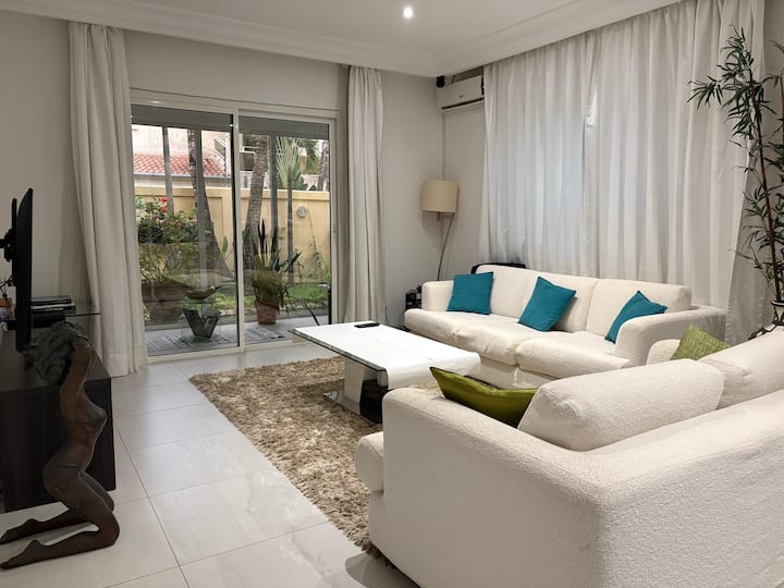 Villa Avec Piscine – Moderne, Lumineuse Et Cozy - Pointe-Noire