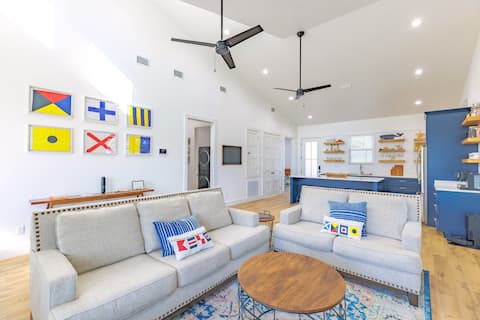 Successful Airbnb property: Bay Breeze Bungalow Near NAS/Beach, EV Charger in Warrington