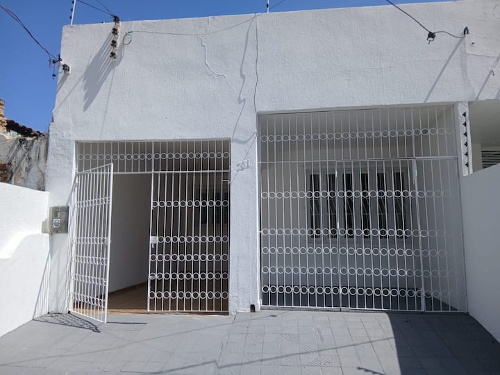 Casa Térrea Natal/tirol C/garagem. - Natal