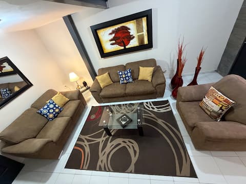 Airbnb con mejor rendimiento: Modern ground floor apartment / ideal location en San Luis Potosí