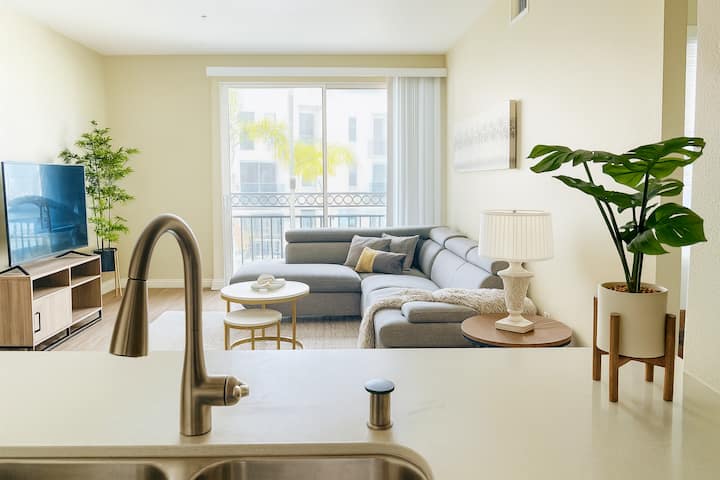 Luxury Marina Del Rey Escape | Pool • Gym • Spa - Marina Beach Marina Del Rey