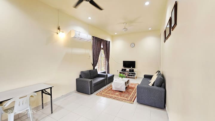 Cozy Corner Home Near Ioi Mall & Senai Airport - Kulai