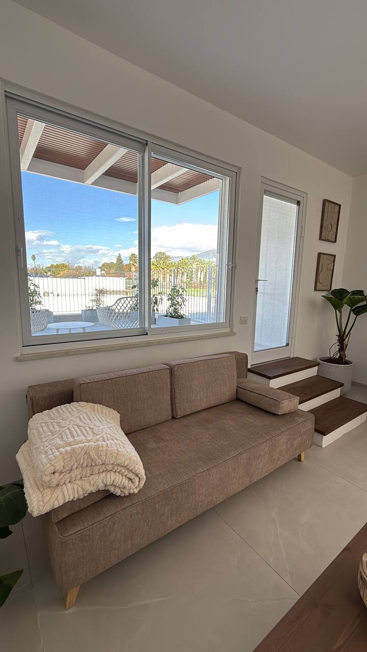 მისაღები ოთახი