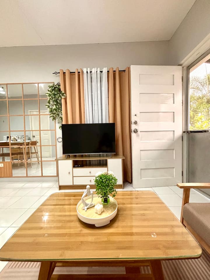 Casa Esparagoza Airbnb - Kabankalan