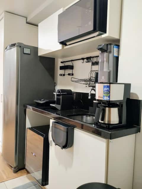 Top Airbnb: FLAT Premium Piscina & Rooftop Frente SSA Shopping in Caminho Das árvores