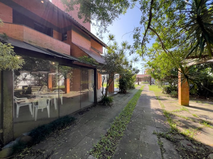Casa Veraneio Com 6 Quartos E Pscina - Capão da Canoa