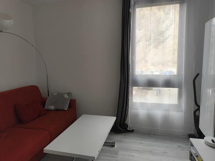 Joli Studio Au Pied Des Pistes (Front De Neige) - Isola
