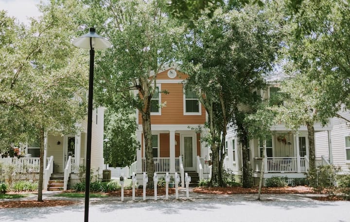 Downtown Os Cottage! - Ocean Springs, MS