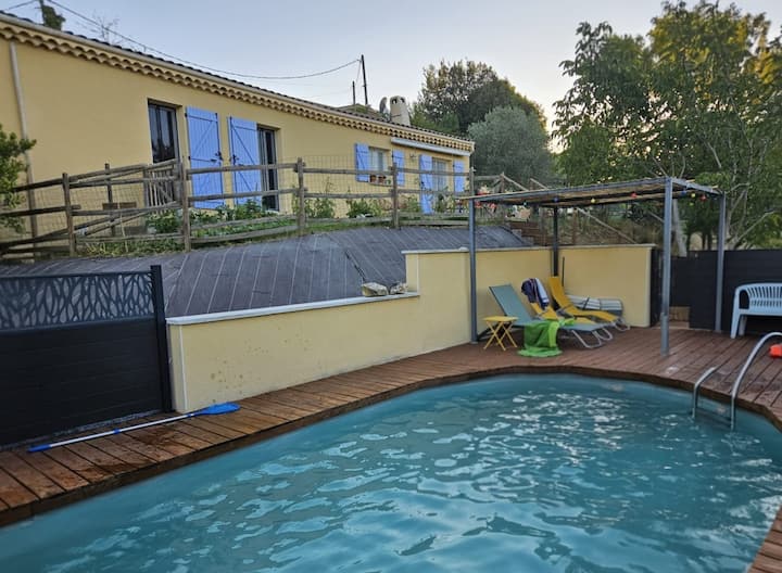 Maison Individuelle Ardèche Avec Piscine. - Viviers