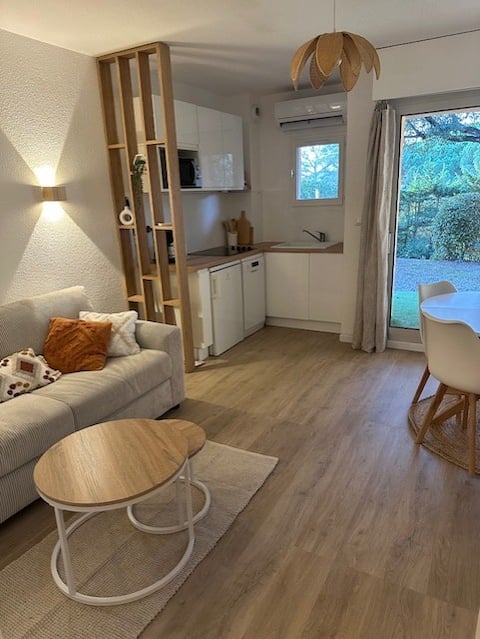 Successful Airbnb property: Apartment for 4 people in the heart of the Valescure golf course in Saint Raphaël