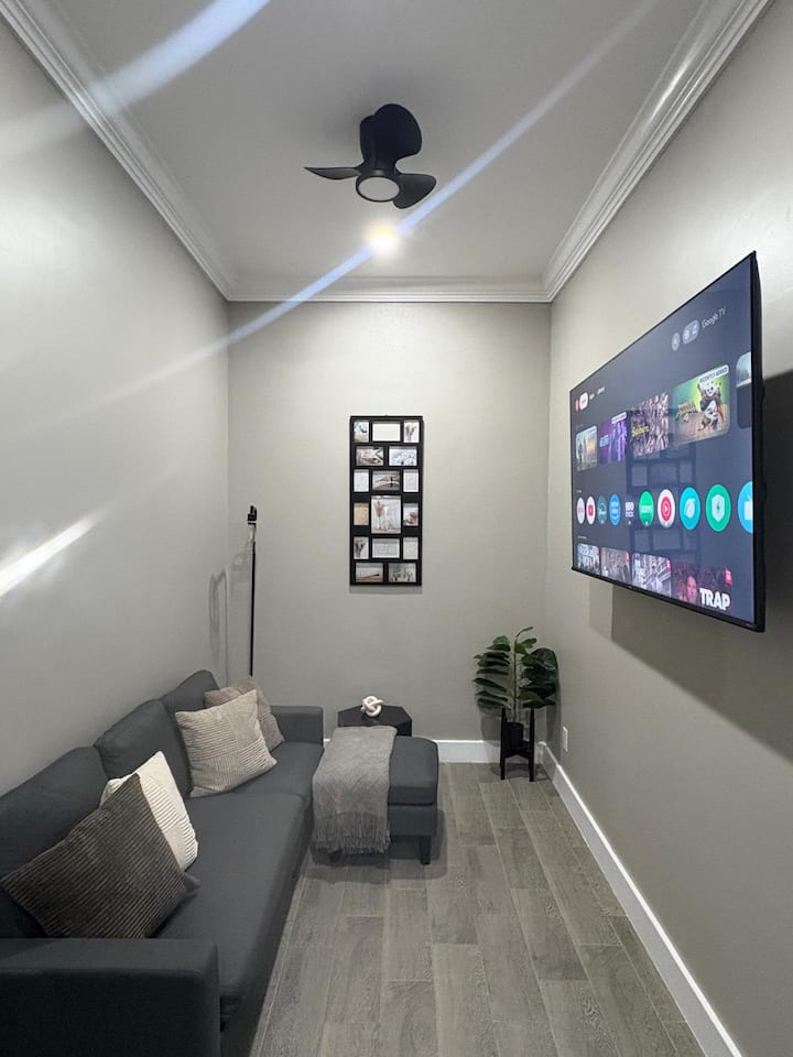 Modern Stay In-room Dining & Transport Add On - Nassau