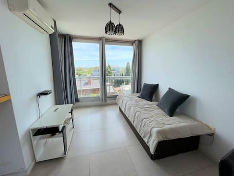 Anuncio de Airbnb popular: Apt 505 with river views and beautiful sunsets en Colonia Del Sacramento