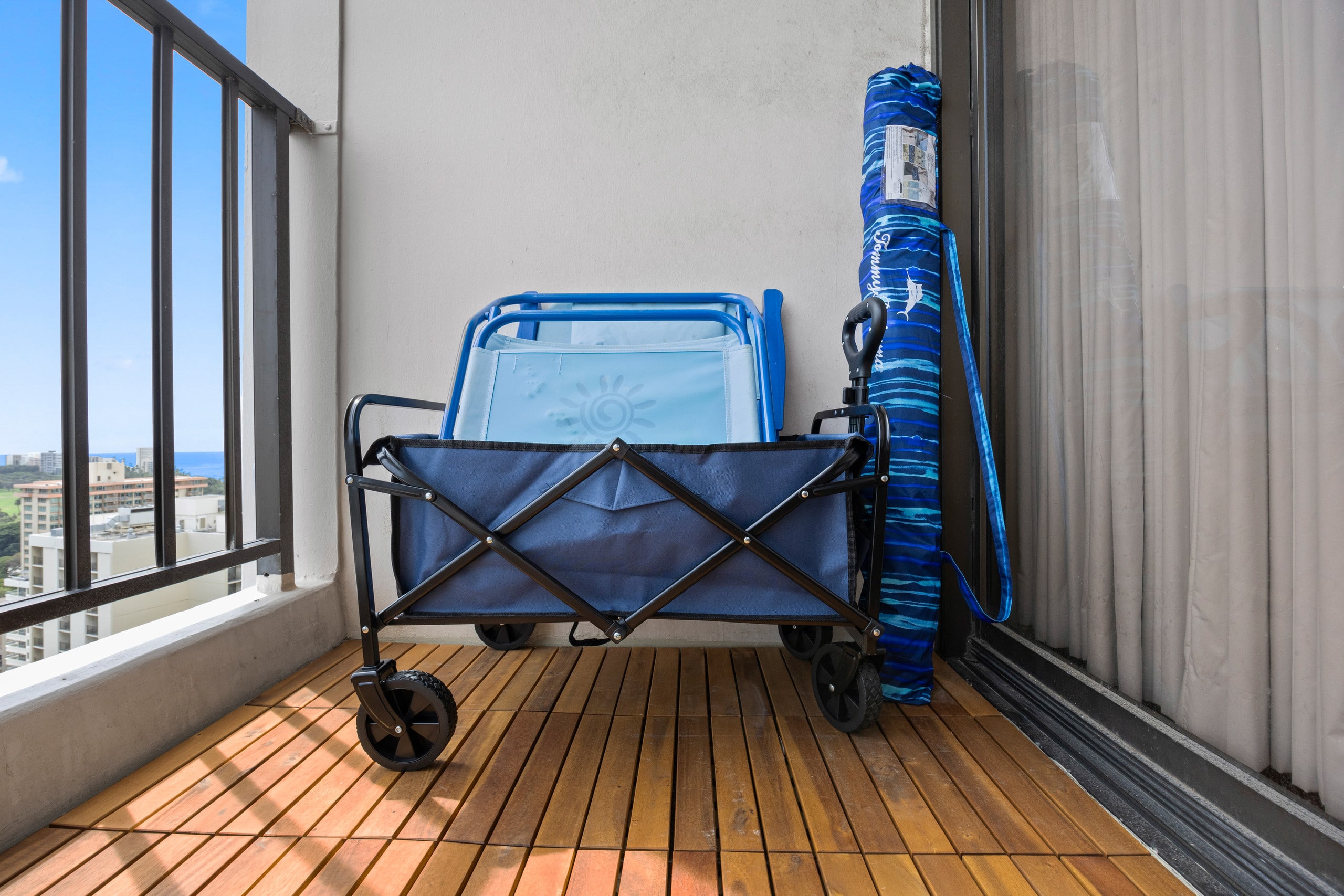 *Beautiful Modern 1BR! Close to Beach! - Image 40