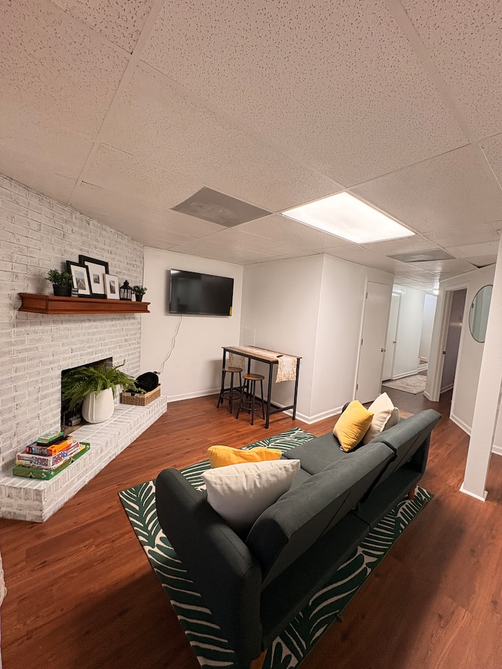 Cozy Lower Level Hideaway - Burlington, NC