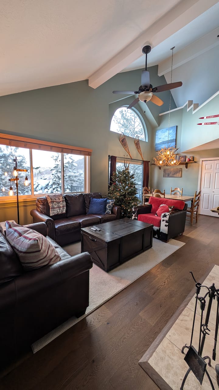 3 Bath, Free Bus To Resort, Fire Place, Hot Tub - Park City, UT