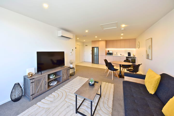 Kimpton James 1-bedroom Apartment With Balcony - 基督城