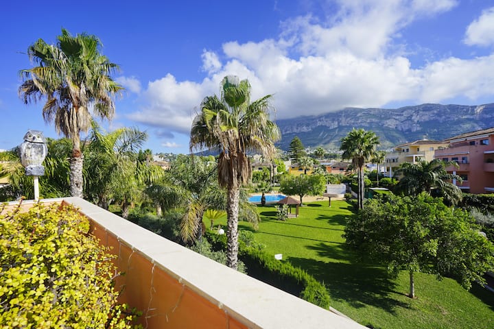Bright South-facing Apartment With Pool & Views - Dénia