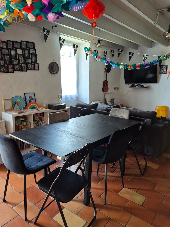 Maison 4 Chambres Entre Mer Et Campagne – 8 Pers - Talmont-sur-Gironde