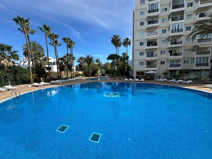 Shining Gold • By Deihu Experiences - Los Cristianos