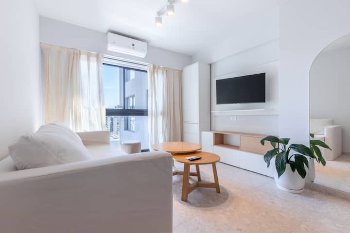 Studio apartment on Av. Corrientes near the Obelisk in Balvanera