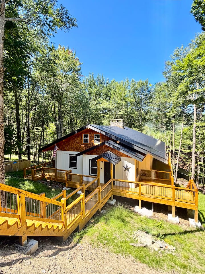 4br/2ba Mountain Chalet Cabin | 5 Min To Skiing - Beech Mountain, NC