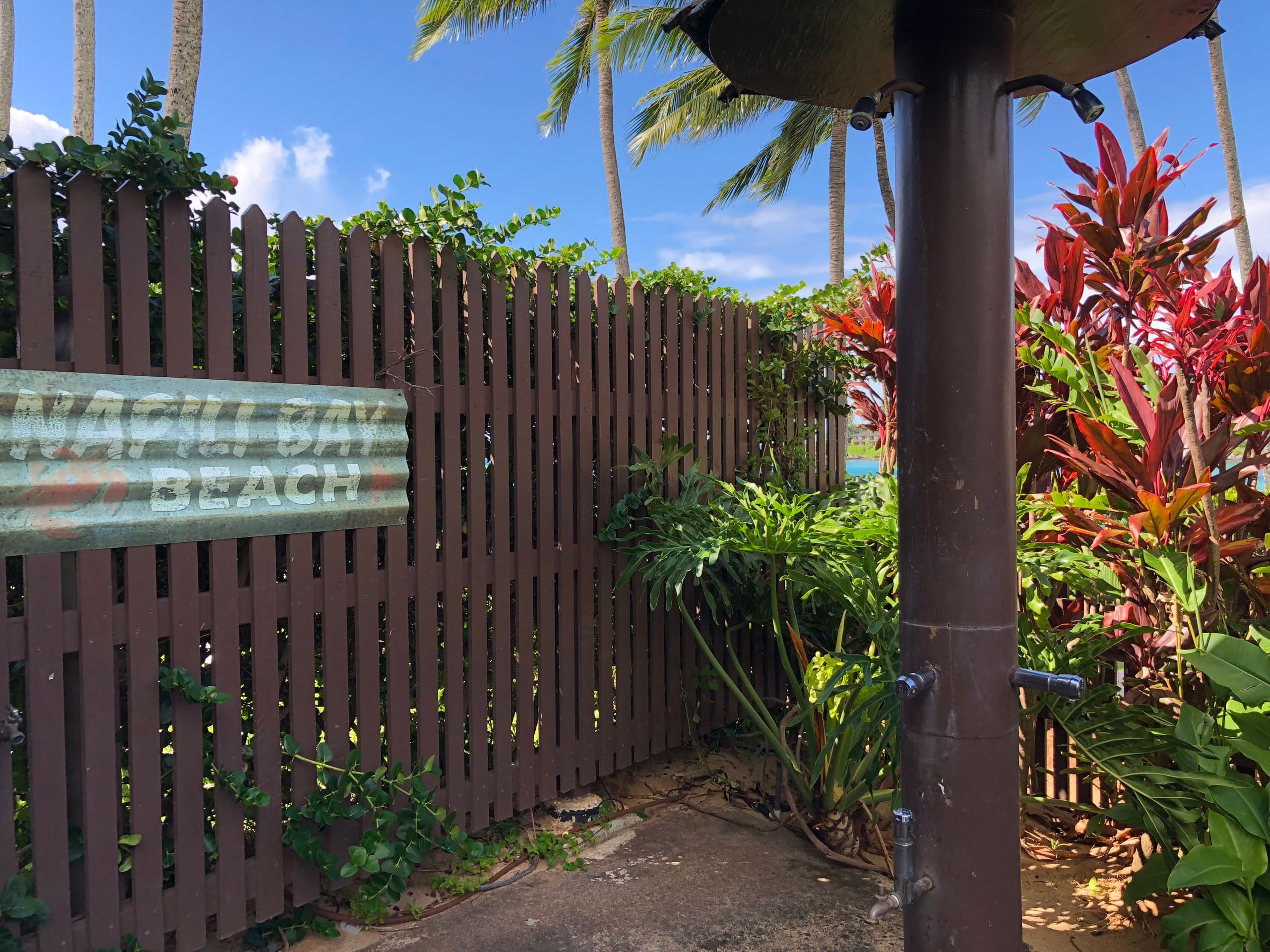 Modern garden studio walk to beach, pools & AC - Image 50