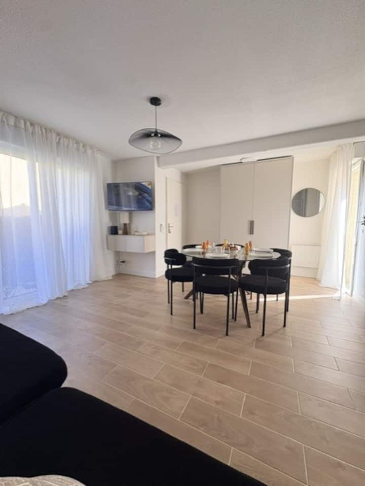 Villa Rénovée & Climatisée, Plage à Pied + Piscine - Valras-Plage