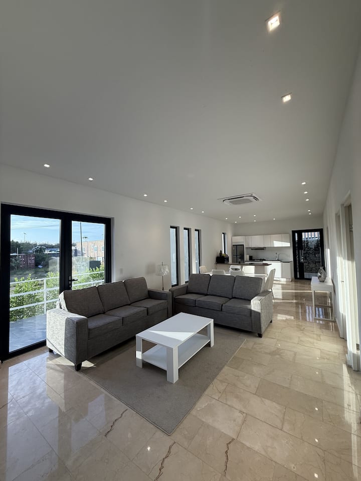 Elegant 2 Bedroom Apartment — Alto Vista - Aruba