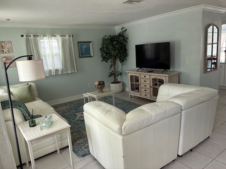 Welcome To Serenity Haven Paradise ! - Fort Myers