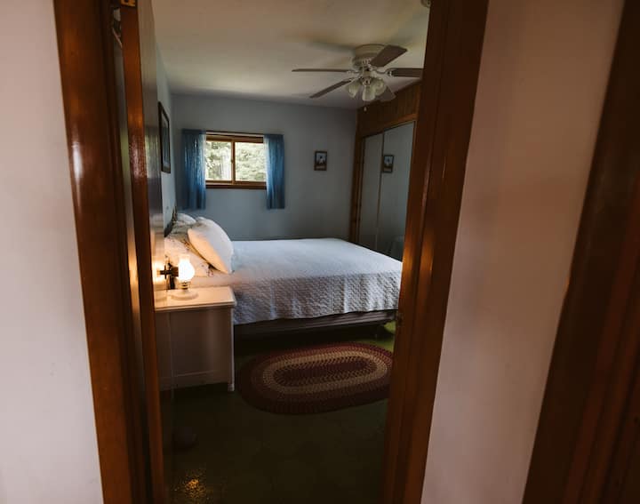 Habitación de invitados en el piso principal