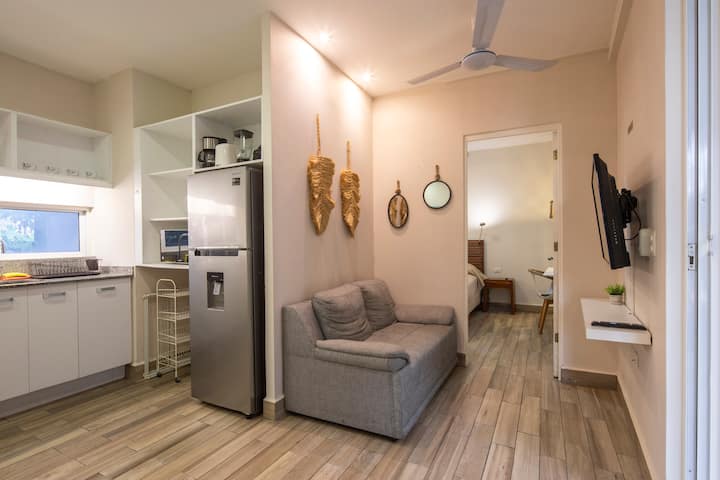 Tropical Garden Apt W/ Pool | Walk To 5th Ave - プラヤ・デル・カルメン
