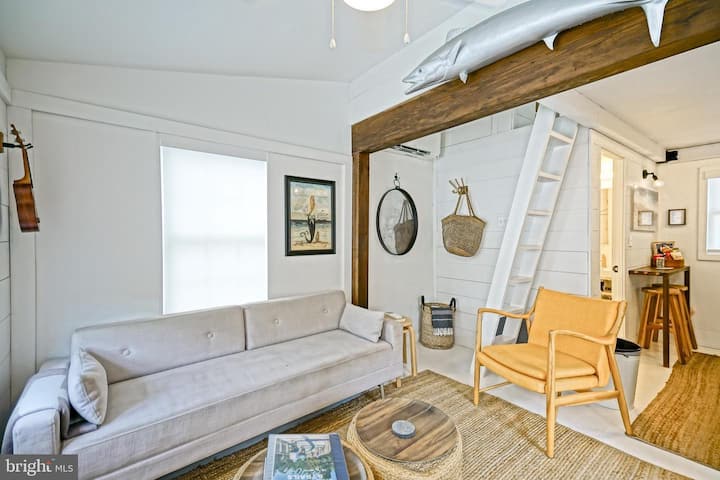 Skipper Studio, An Itty Bitty Beach Cottage! - Rehoboth Beach, DE