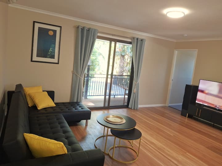 Treetop Retreat With Sunrise And Ocean Views - Nambour