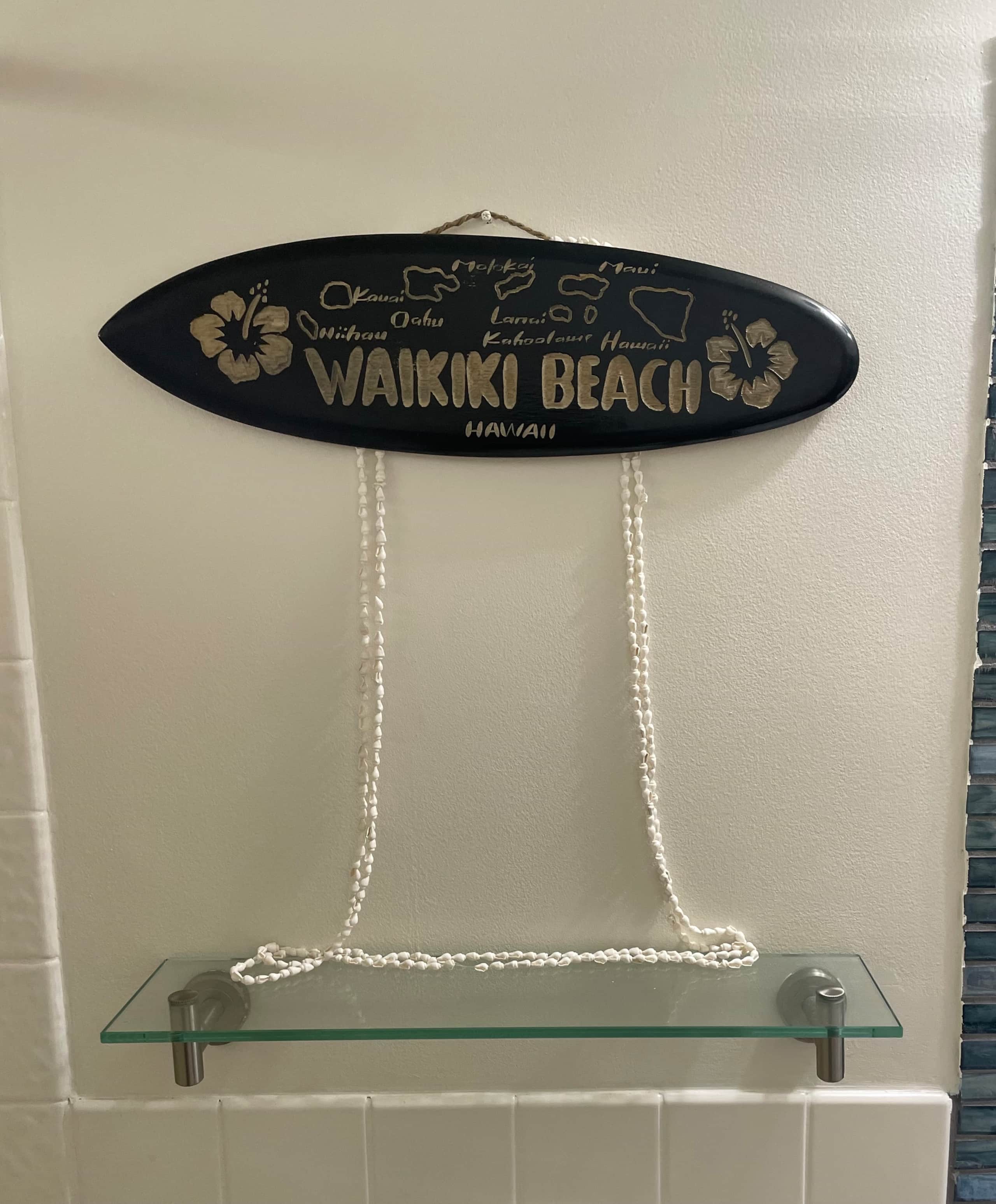 Waikiki Studio Great Location/Free Parking - Image 19